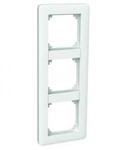 Schneider Electric Exxact Primo valge 3-osaline raam Valge kolmeosaline plastist raam vertikaalses asendis, sobib pistikupesadele ja lülititele.