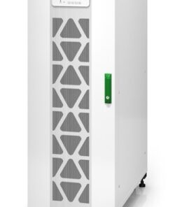 APC Easy UPS 3S 30 kVA -toiteseadme praktiline disain Valge vertikaalne suur UPS-seade, restilaadsed ventilatsiooniavad ja roheline toitenupp esipaneelil.