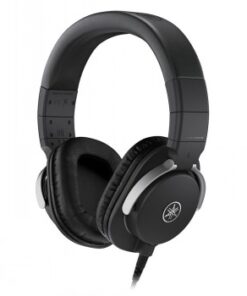 Must Yamaha HPH-MT8 monitor-kõrvaklapid, pehmed kõrvapadjad ja reguleeritav sild.