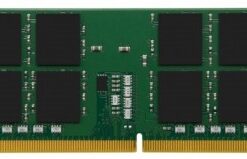 Vihreä Kingston DDR4 SO-DIMM -muistikampa, jossa mustat muistisirut, kultaisten liittimien reunus alhaalla.