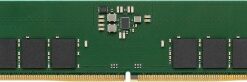 Roheline Kingston 16GB DDR5 mälumoodul, mustade kiipide ja alumises servas kuldsete ühendustega.
