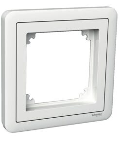 Schneider Electric Exxact 1-osaline raam adapteriga, valge Valge, ruudukujuline Schneider Electric Exxact raami ja adapteri kombinatsioon eestpoolt viltusest vaatenurgast.